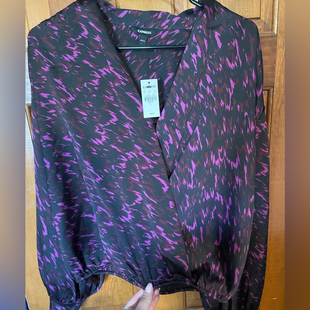 NWT EXPRESS top